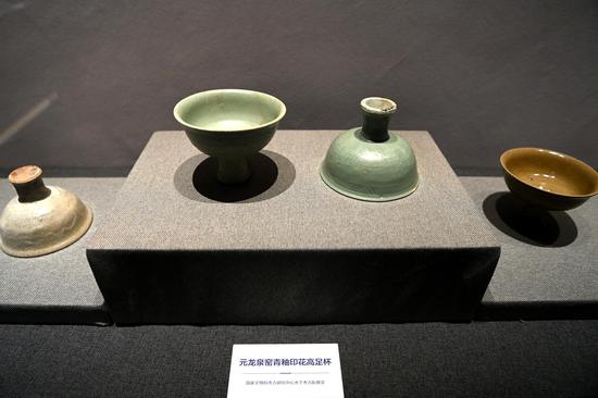 Cultural relics from Yuan Dynasty shipwreck on display in Fujian