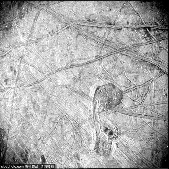 NASA's Juno spacecraft captures image of Europa's icy crust