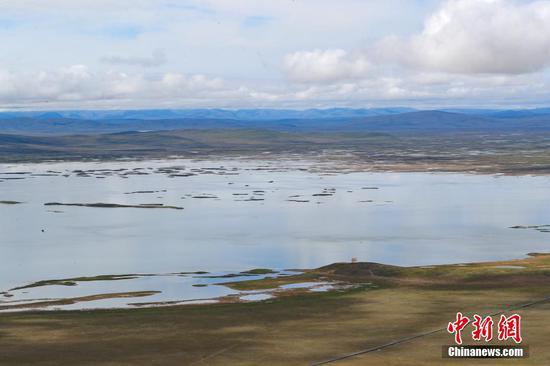 Photo shows the Sanjiangyuan National Park in northwest China's Qinghai Province. (Photo/China News Service)