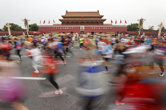 Beijing Marathon held after 2-year absence