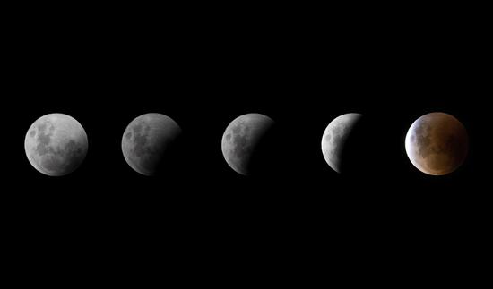 'Blood moon' total lunar eclipse spotted around world