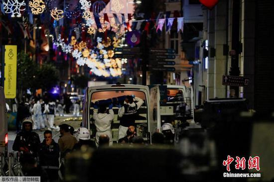 Suspect arrested after Istanbul bombing kills six