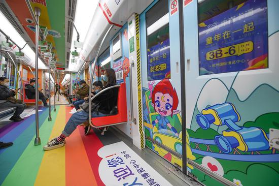 Cartoon themed subway train unveiled in Hangzhou