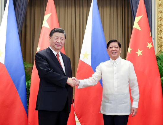 Chinese President Xi Jinping meets with Philippine President Ferdinand Romualdez Marcos in Bangkok, Thailand, Nov. 17, 2022. (Xinhua/Ding Haitao)