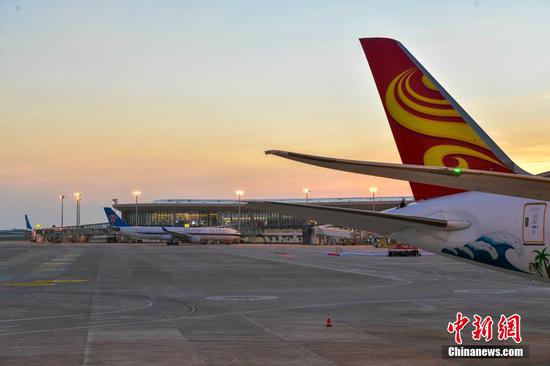 Photo shows the  Haikou Meilan International  Airport. (Photo/China News Service)