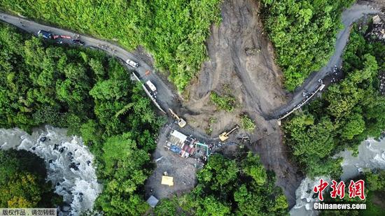 Death toll from Colombia landslide rises to 34 as rescue work ends