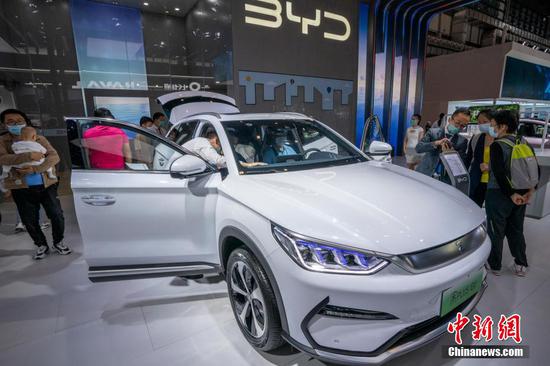 Photo shows a China-made new energy vehicle at a car exhibition held in Hainan, Nov. 4, 2022. (Photo/China News Service)