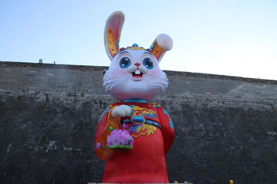 Giant rabbit installed in Nanjing to celebrate upcoming Chinese New Year