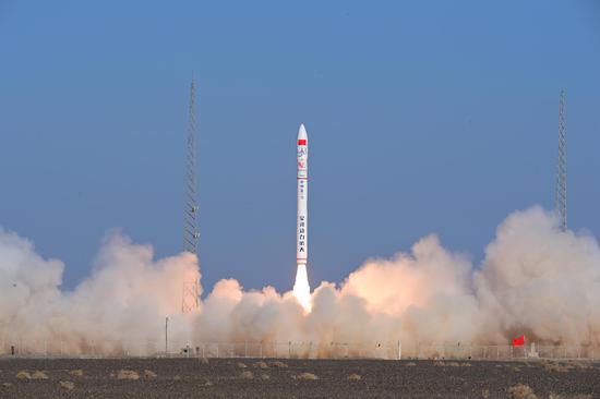 China's commercial rocket CERES-1 Y5 launches 5 satellites