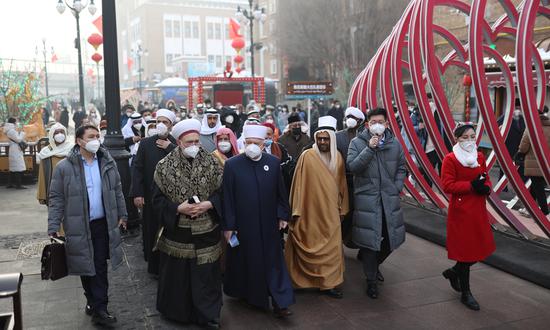 A delegation consisting of more than 30 Islamic figures and scholars from 14 countries, including the UAE, Saudi Arabia, Egypt, Syria, Bahrain, Tunisia and Bosnia and Herzegovina begin their Xinjiang visit on Sunday. (Photos: Fan Lingzhi/GT)