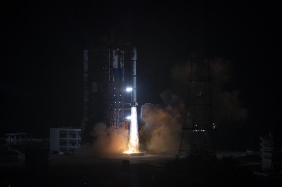China launches APSTAR-6E telecommunication satellite