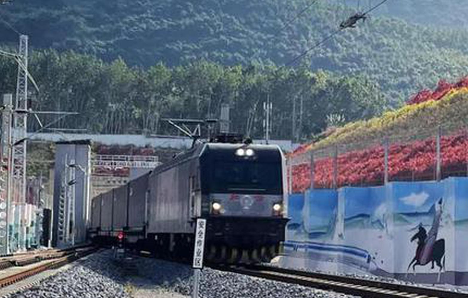 China-Laos Railway transports over 10 mln passengers