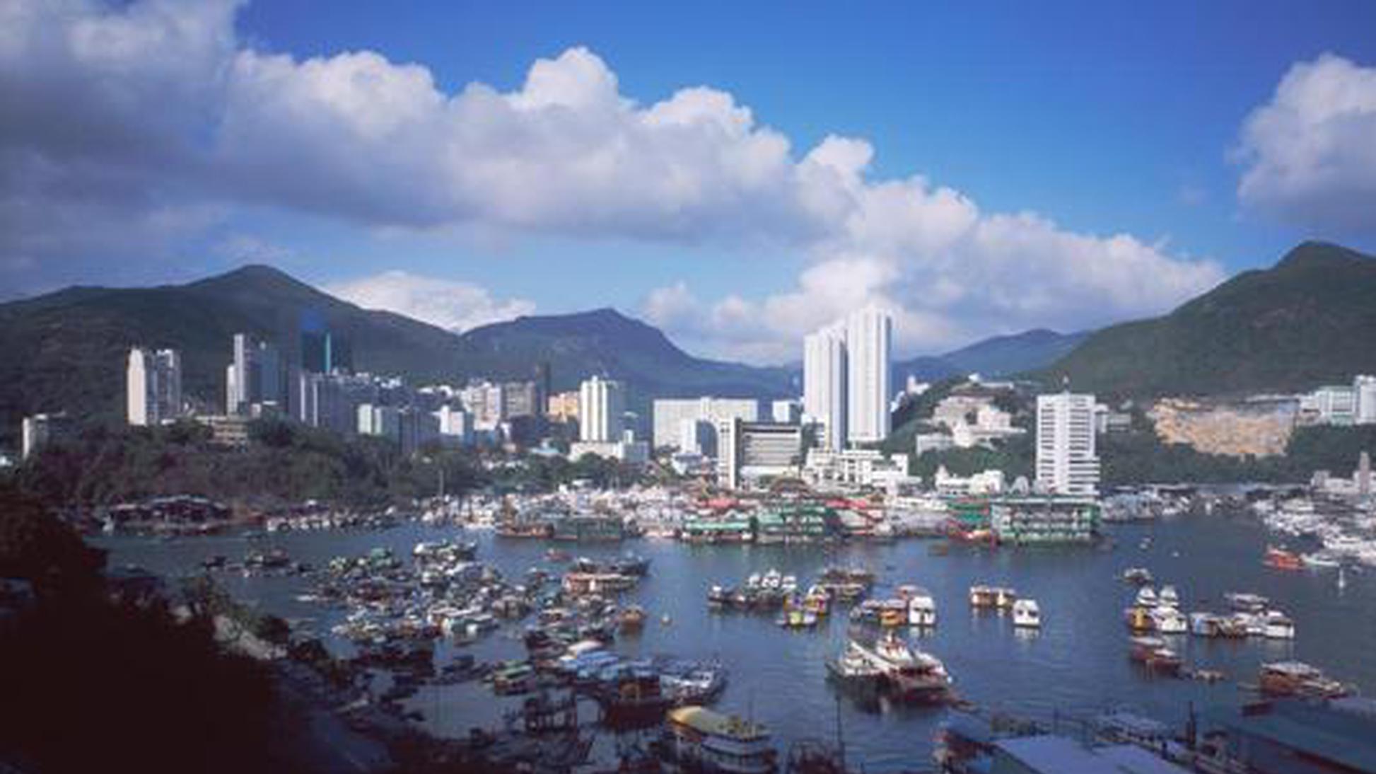 Hong Kong SAR GDP down 3.5% in 2022