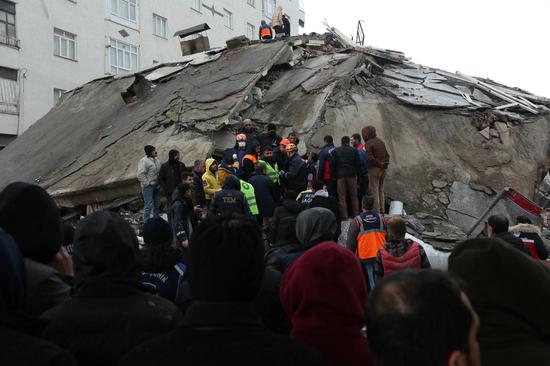Rescue underway after powerful earthquakes kill thousands in Türkiye, Syria