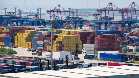 Longtan Container Terminal of Nanjing Port in Nanjing, Jiangsu province, May 6, 2022. (Photo/Xinhua)