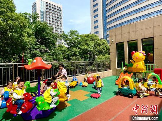 Photo shows a kindergarten in Hangzhou, Zhejiang Province. (Photo/China News Service)