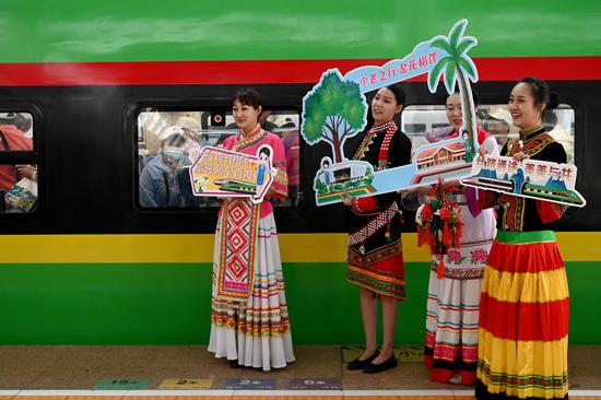 First international passenger train on China-Laos Railway launched