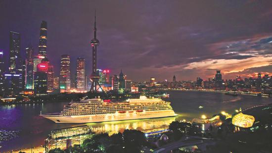 Cruises set sail for biz surge in China