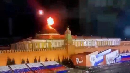 Kremlin attacked by drones