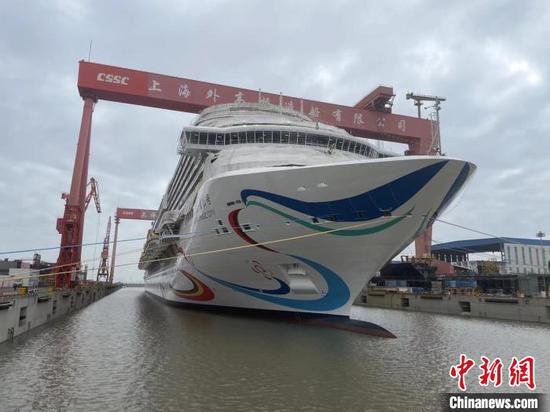 China's first domestically-produced large cruise ship Adora Magic City （Photo Provided to China News Service）