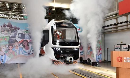 A new-energy light rail train made by CRRC Tangshan rolls off the production line in Tangshan, North China's Hebei Province, on June 6, 2023. (Photo/Courtesy of CRRC Tangshan)