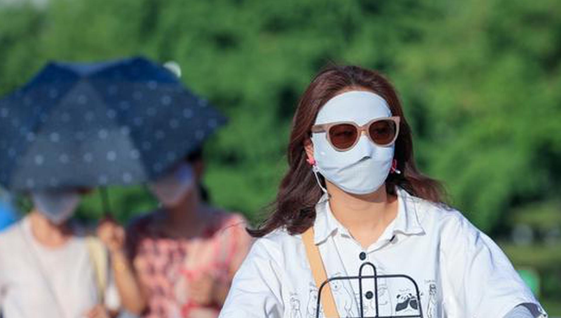 Sun protection products on hot sale as heatwave continues in China