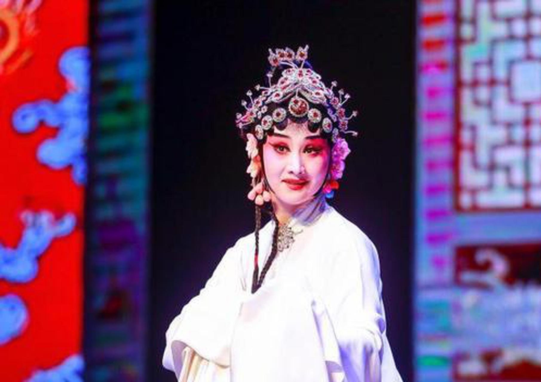 Qinqiang Opera strikes new chord as Chinese rock music