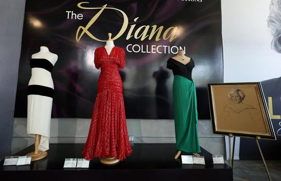 Princess Diana's dresses to be auctioned