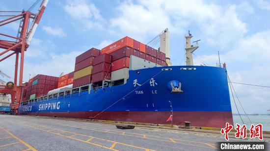 First regular shipping route linking Guangzhou Port to Brazil opens