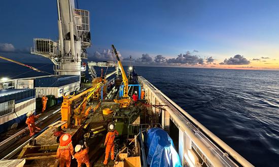 Researchers prepare for experiment work on the sea on July 23, 2023. (Photo/Courtesy of Guangzhou Marine Geological Survey)