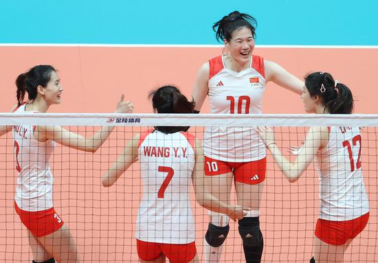 China beats Japan to retain women's volleyball title at 19th Asian Games