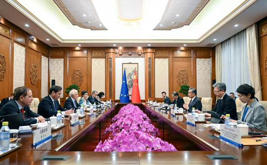 China, EU agree to forge win-win relations