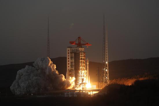 China launches Tianhui-5 satellite into space