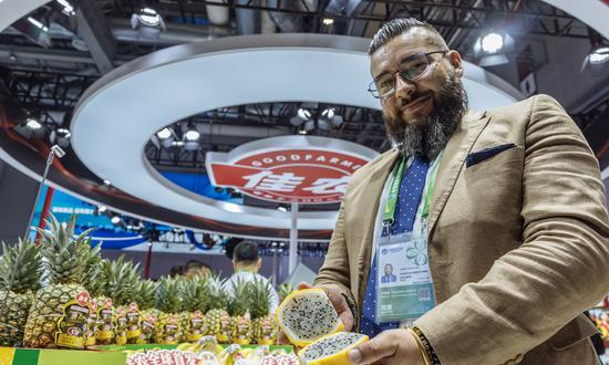 Foreign fruit producers aim to tap into Chinese market via CIIE