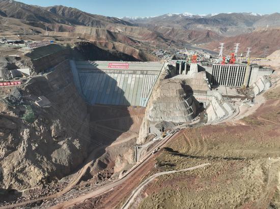 Maerdang Hydropower Station closed for water storage