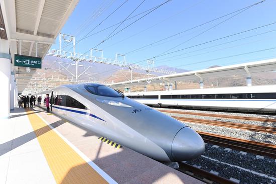 New high-speed railway opens to traffic in Sichuan