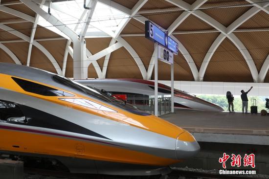 Jakarta-Bandung high-speed railway manages 1 million passengers