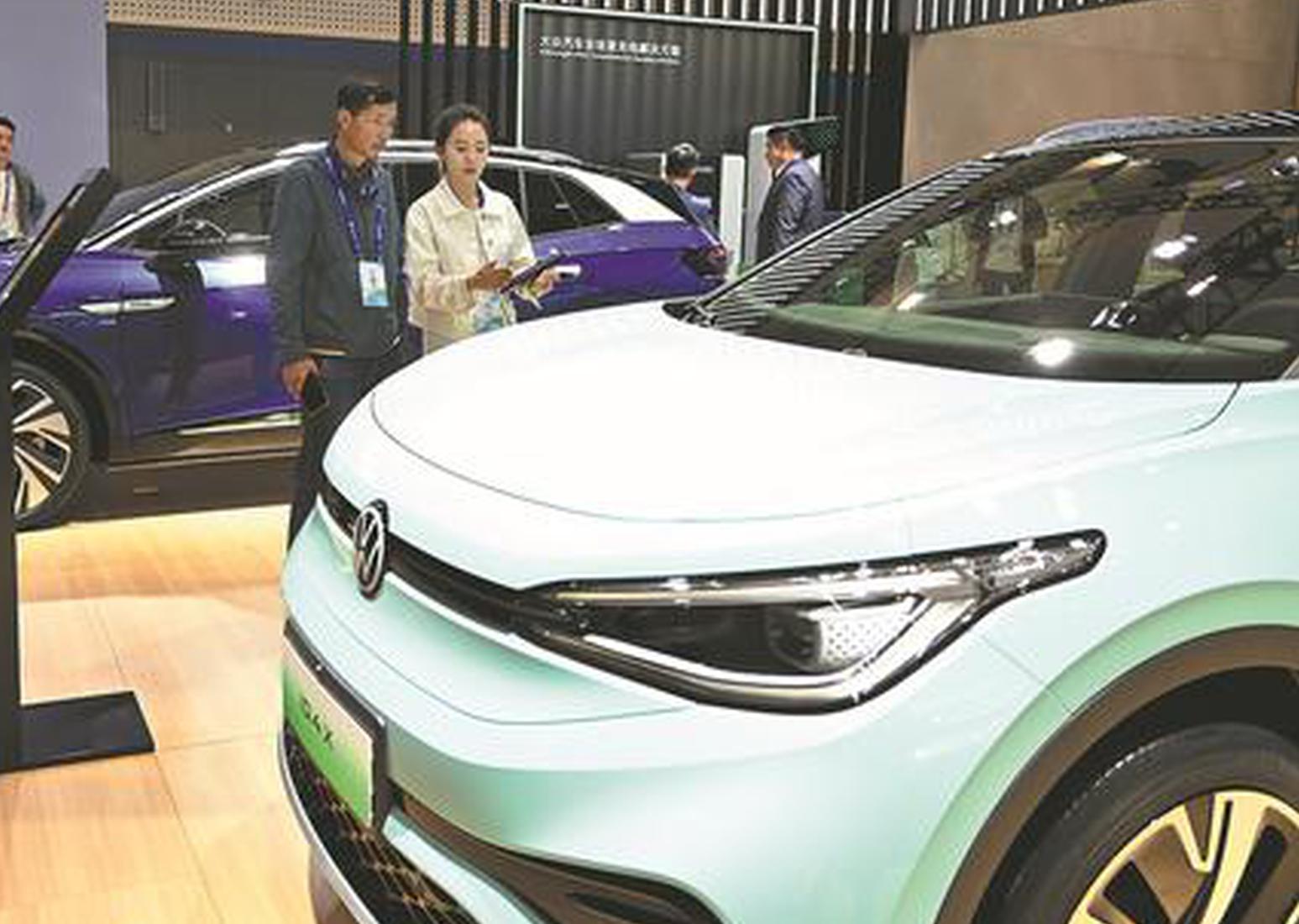 Hainan takes lead in green auto sector