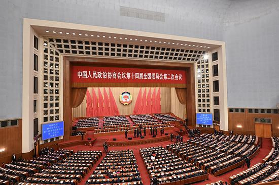 中国最高政治咨询机构召开年会闭幕会议