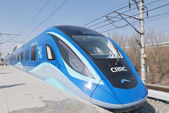 China's first self-developed hydrogen-powered urban train completes test run