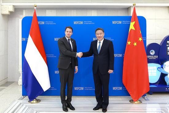Netherlands emphasizes importance of China as trading partner