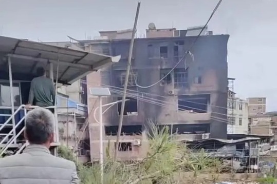 Tragic fire kills five in Guangxi