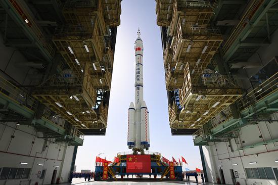 China ready to launch Shenzhou-18 crewed spaceship