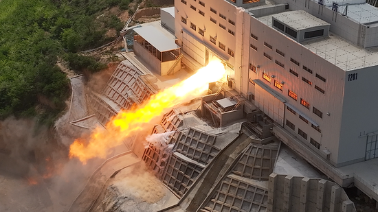 A 130-ton pump rear swing liquid oxygen kerosene engine has completed the largest thrust and most complex ignition test. (Photo/Sixth Academy of the China Aerospace Science and Technology Corp)