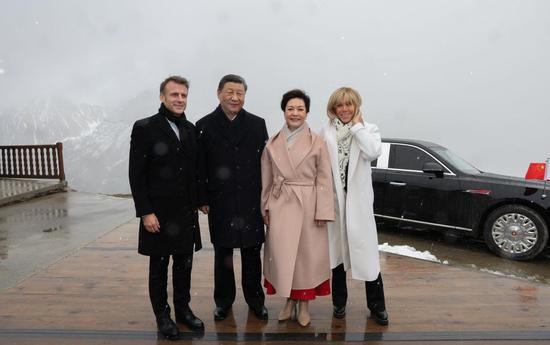 Xi, Macron continue key discussions in Pyrenees
