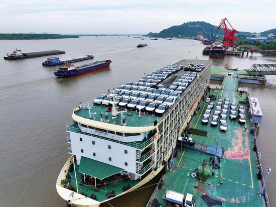 A ro-ro ship carrying Chery vehicles is set to travel to overseas markets from a port in Wuhu, Anhui province, in May. (WANG YUSHI/FOR CHINA DAILY)
