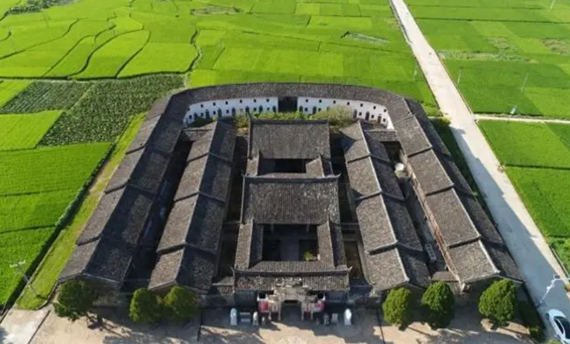 The Li Clan Ancestral Hall before damage in Fujian Province.