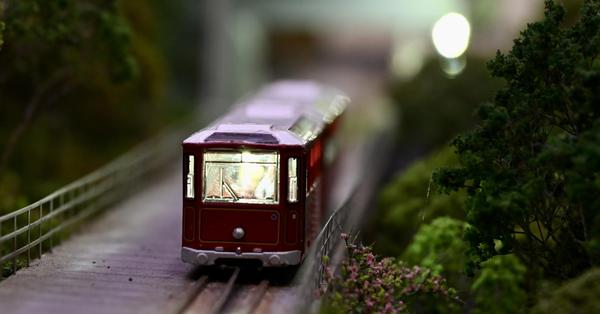 Miniature art exhibition restores lifestyle of Hong Kong People