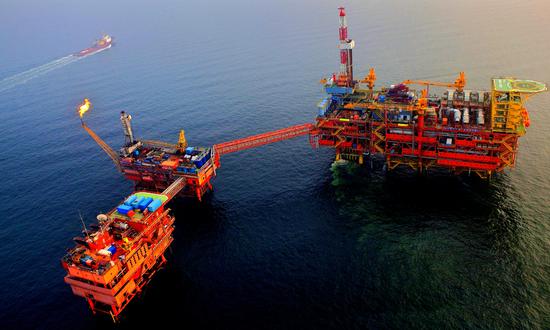 Largest self-operated offshore oilfield Suizhong 36-1 surpasses 100 mln tons of output