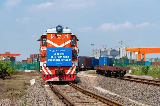 Long-haul cargo train turns popular among exporters